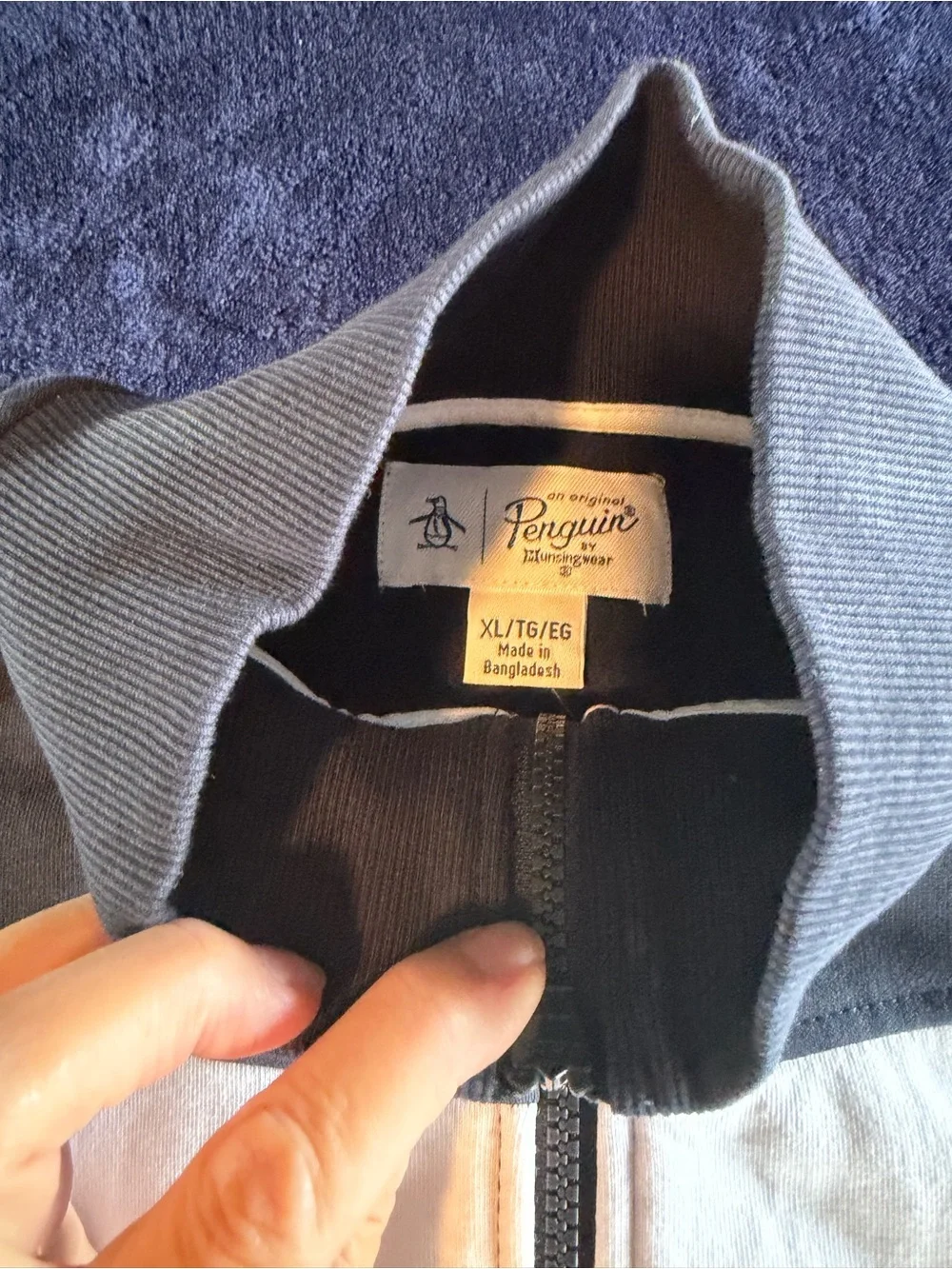 Original Penguin Men's Black, blue and white Colorblock Full-Zip Sweater